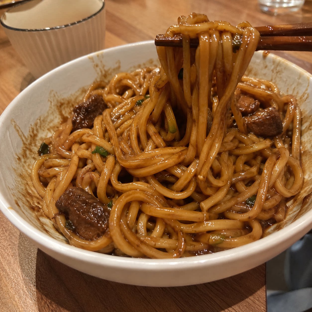 【餐饮同款】牛肉杂酱面休闲小吃麻辣烫批发商用凉拌吸汁正宗聚会