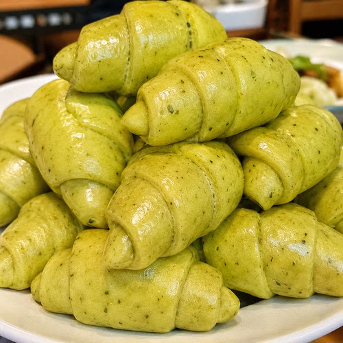 菠菜牛角包馒头速冻营养饱腹