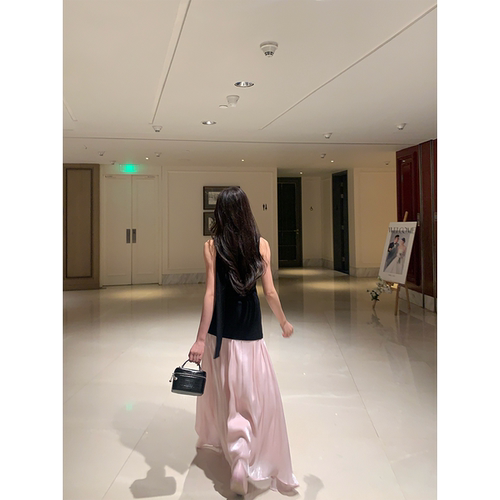 黄亮Elovey 自带氛围感 波光粼粼超仙粉色半身裙显白中长裙C02-1
