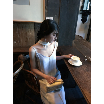黄亮Elovey莫兰迪薄雾海岸线天丝亚麻吊带带丝巾调节连衣裙B03-4