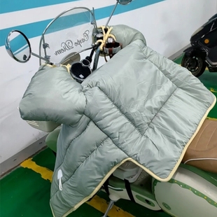 电动车挡风被冬季加绒加厚2023新款保暖御寒雅迪爱玛电瓶车挡风罩