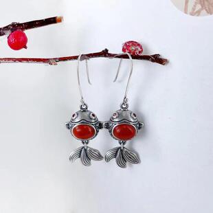 新款s925银南红玛瑙金鱼吊坠复古哑光戒指毛衣链气质饰品耳环饰品