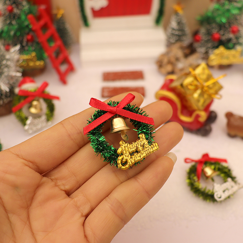 迷你娃娃屋圣诞圈花环铃铛过家家新年场景庭院圣诞树装饰挂件模型