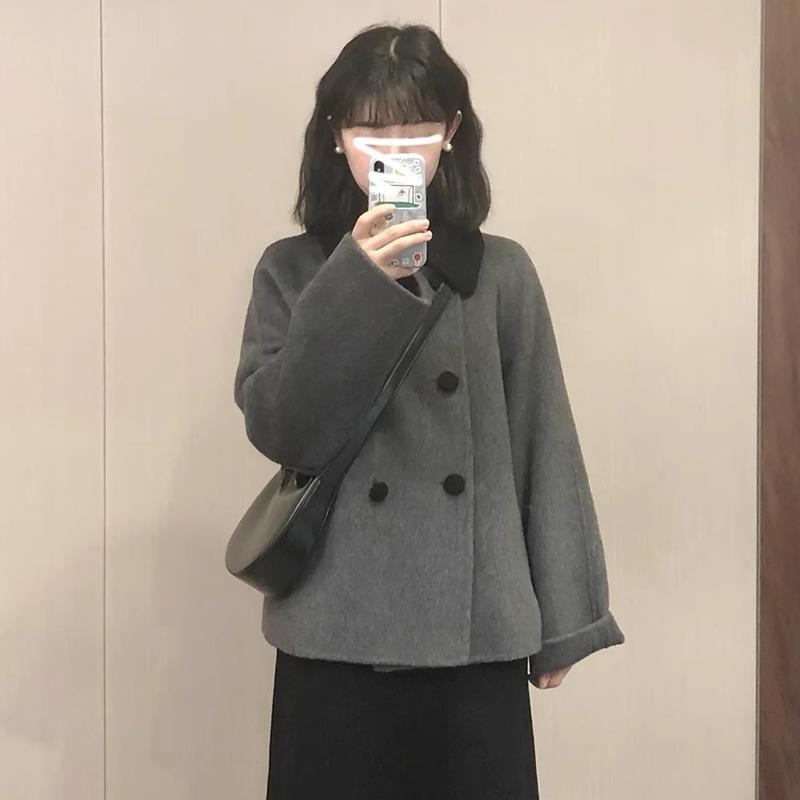 网红 灰色赫本风呢子大衣女秋冬小个子高级感短款斗篷毛呢外套