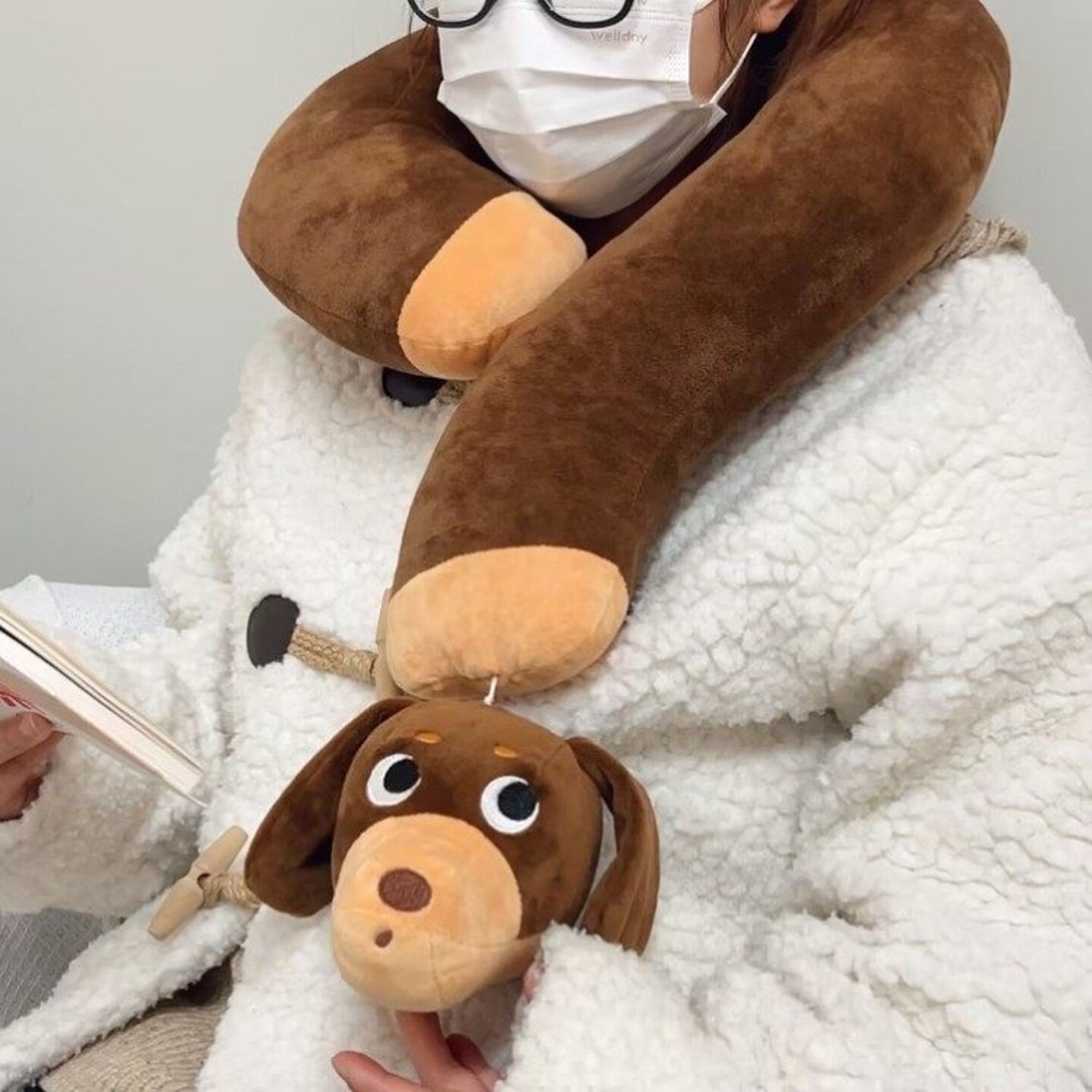 创意腊肠狗问号颈枕U型枕挂脖抱枕女生男生闺蜜生日礼物毛绒玩具