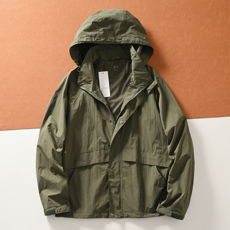 试衣间男女冲锋衣外套薄款