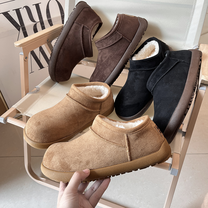 小土豆勃加绒雪地靴一脚蹬