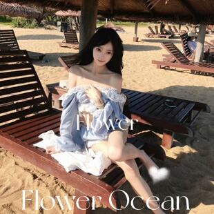 露肩沙滩度假泳衣 韩系纯欲风条纹bikini两件套长袖 小岛日记