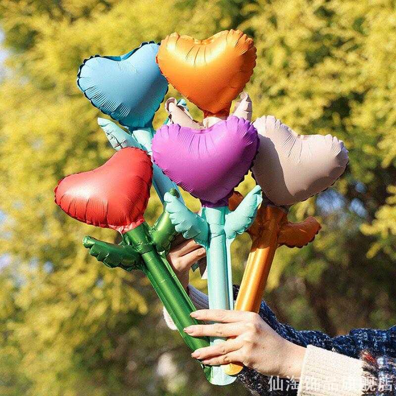 母亲节主题爱心铝箔气球花束手捧款节日打卡拍照惊喜礼物装饰道具