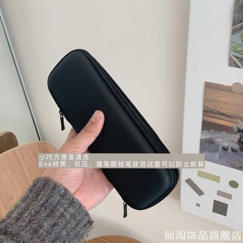 化妆刷包收纳包女便携2026新款随身旅行小号刷子眉笔眼影刷收纳袋
