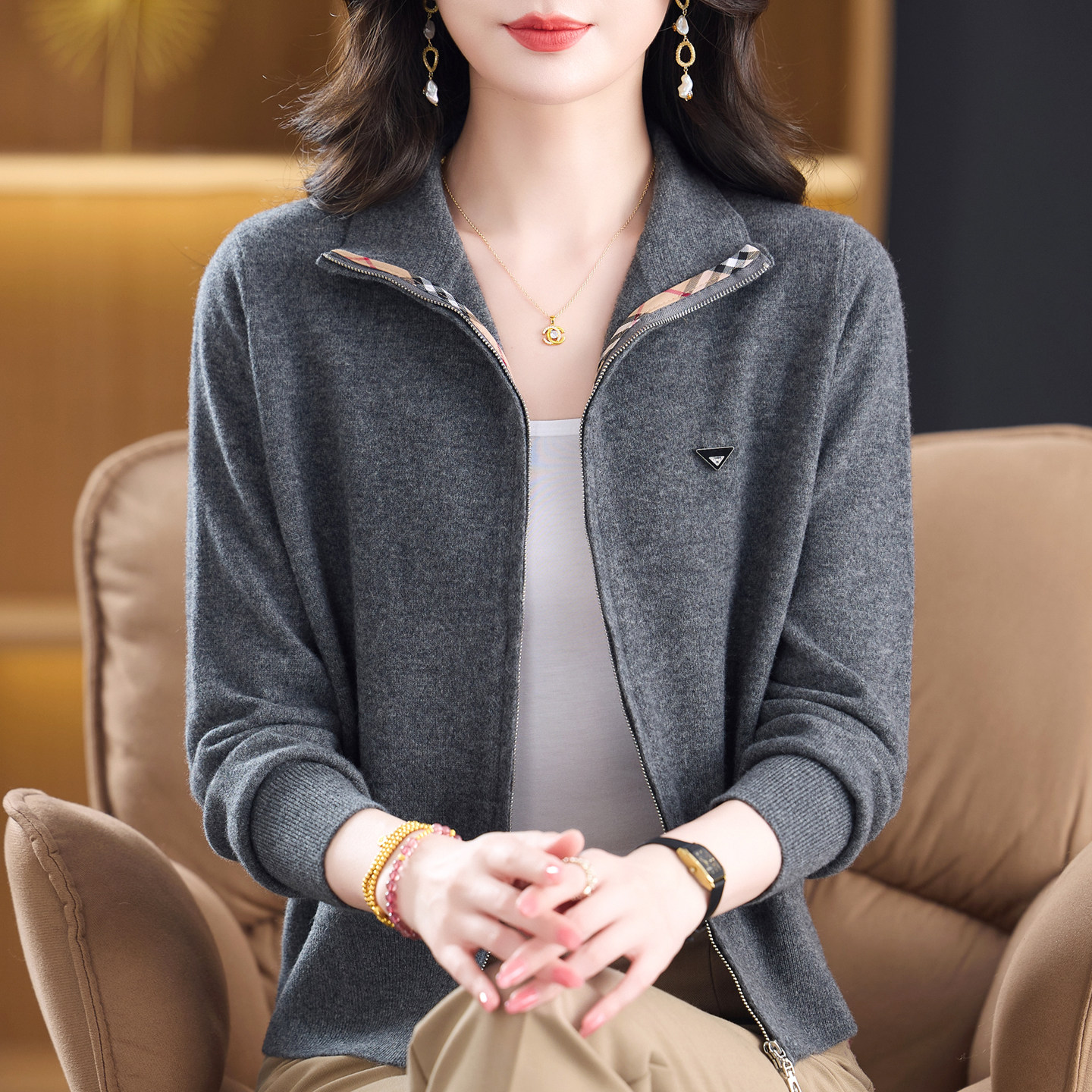 翻领100%羊毛开衫女秋冬