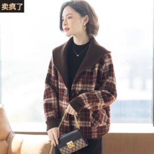 洋气妈妈春秋格子外套时尚休闲中老年人妇女士春装上衣服2026新款