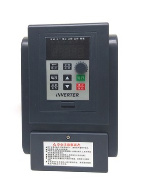 AT4变频器 单相220V输入 三相380BV输出 0.75KW 750W 电机调速器