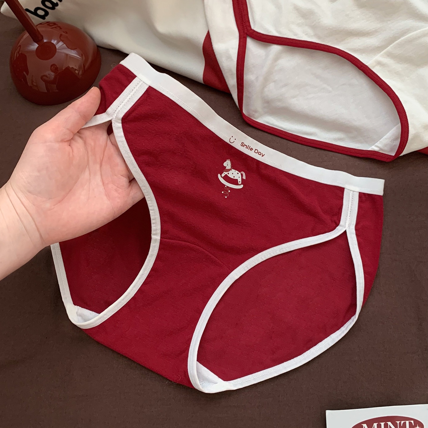 舒适好穿的红色内裤狠狠心动！
