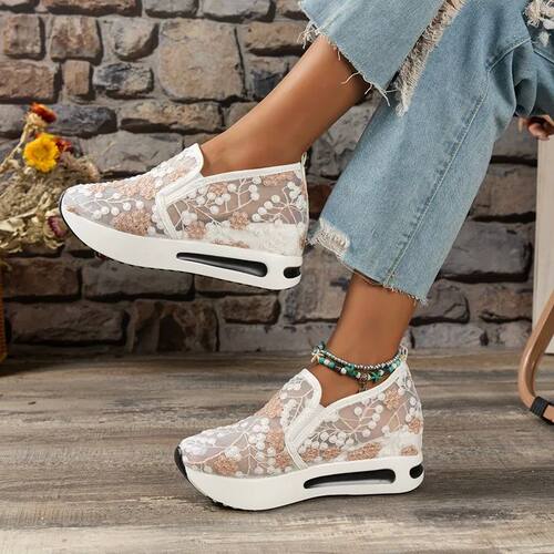 Fashion 2024 Embroidery Loafers Shoes for Women Summer Breat