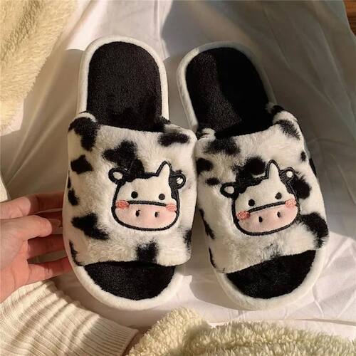 Cartoon Cow Fur Slippers for Women Lightweight Anti Slip Ind