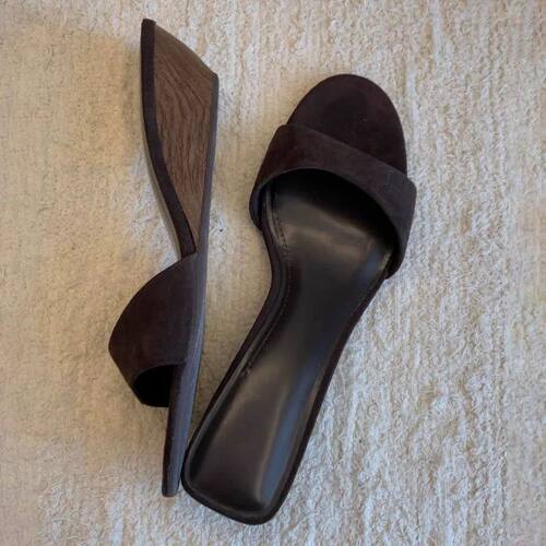 Light Luxury Wedge Sandals Fashion Simple Textured High-heel - 封面