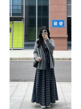 INS CEC法式格纹挂脖连衣裙女春季新款针织开衫蝴蝶结长裙套装