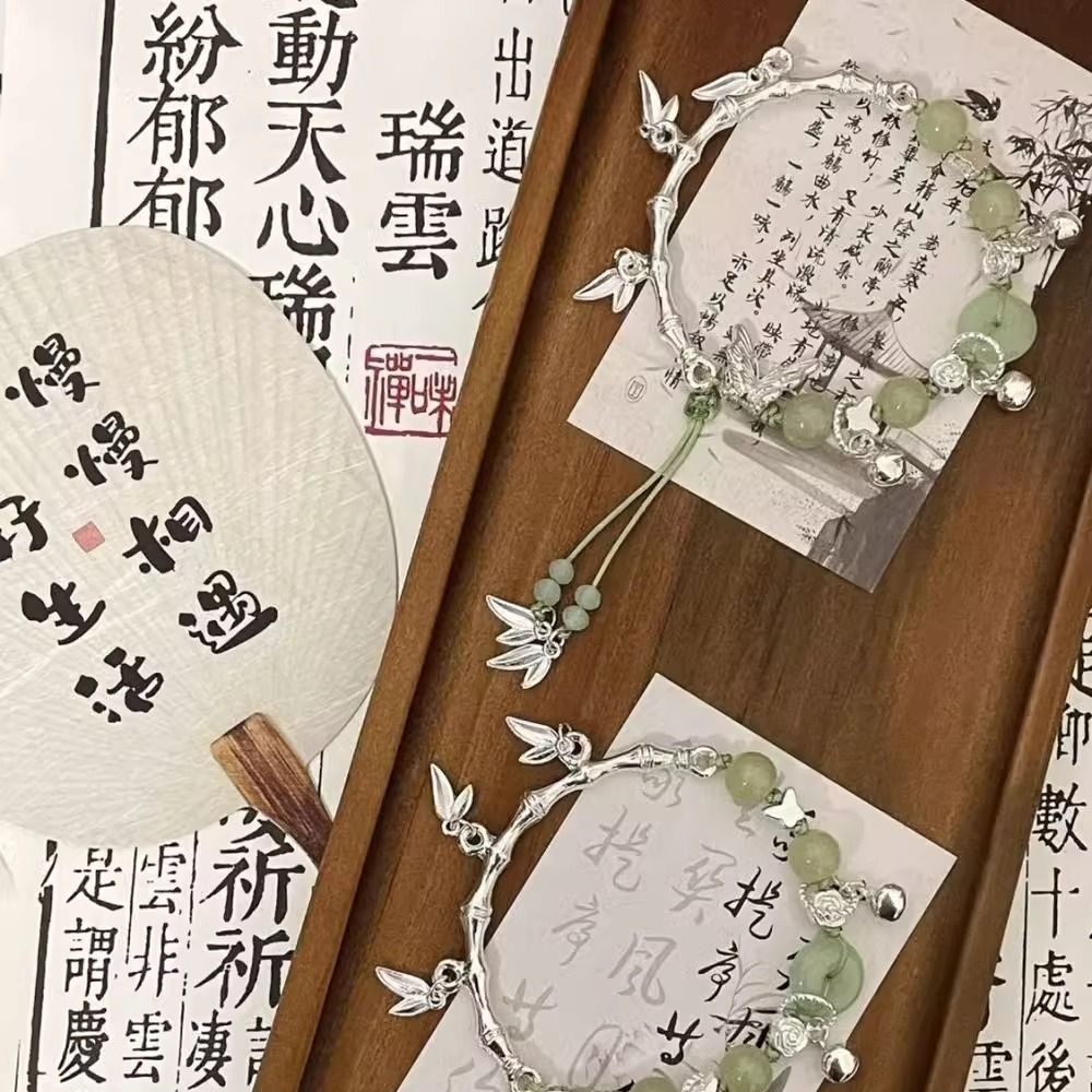 新中式绿色竹节串珠手链年新款小众设计高级感蝴蝶古风手链女