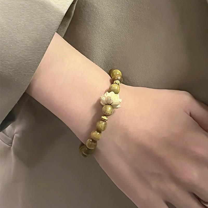 原创绿檀木手串女款森系学生绕指柔文玩佛珠檀香莲花单圈判官手链