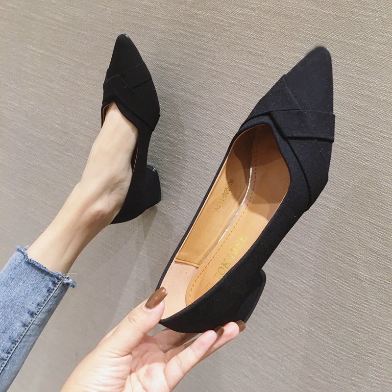 2026春季新款黑色布面中跟上班女鞋子职业粗跟单鞋浅口尖头低跟鞋