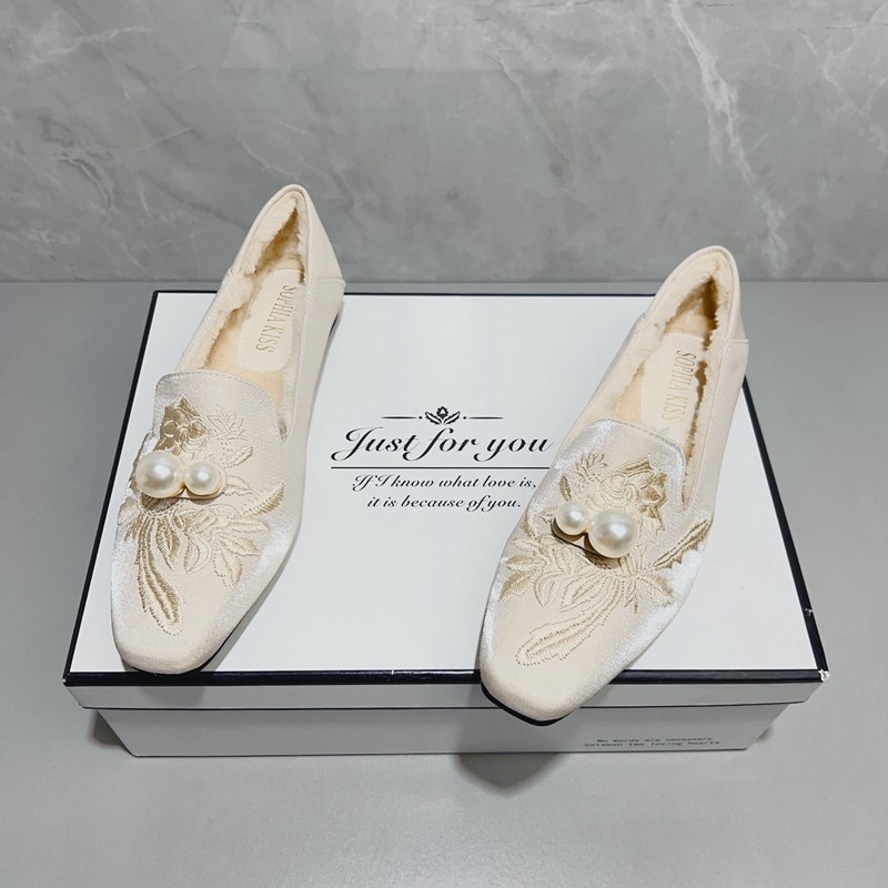 毛毛鞋女外穿2025秋冬季新款新中式国风刺绣旗袍鞋平底复古豆豆鞋,女鞋,乐福鞋（豆豆鞋）,淘宝优惠券,粉丝福利购,淘宝优惠卷