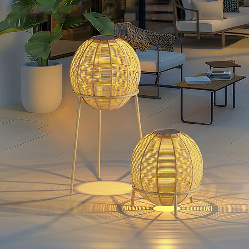 户外太阳能防水藤编草坪灯