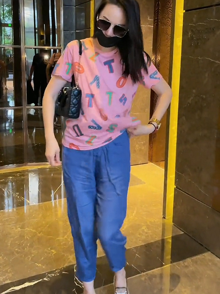 休闲印花套装女时尚洋气