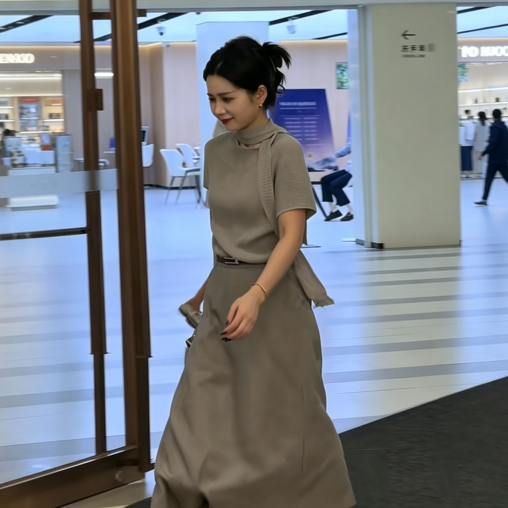 短袖T恤女A字半身裙套装