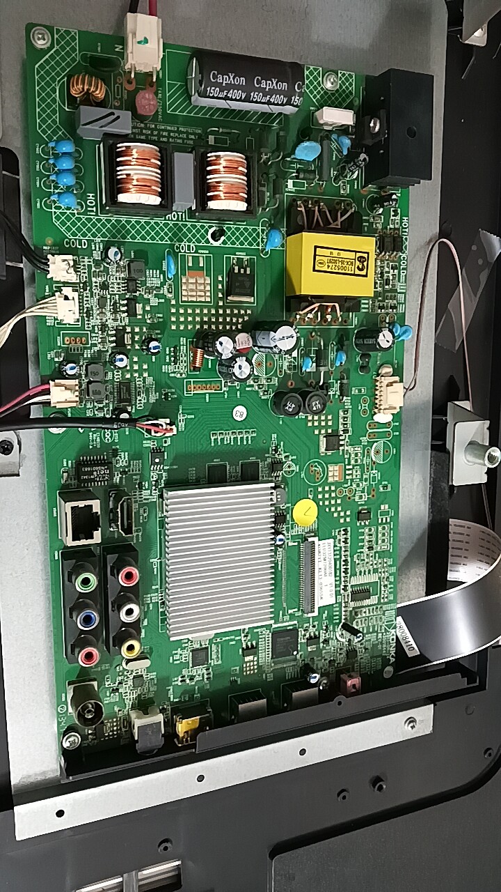 康佳LED32M1200AF主板35018442屏7200313YT，72000382YT