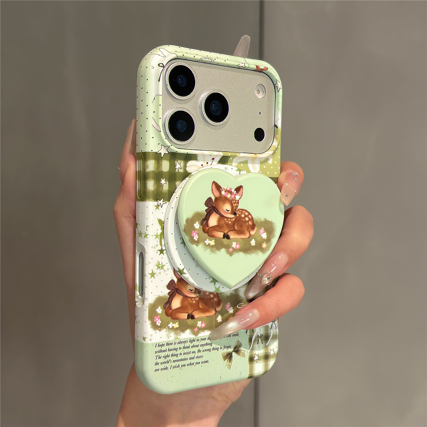 早春卡通绿格纹小鹿斑比适用苹果17promax手机壳iPhone17pro磁吸支架16pro半包菲林15pro新款防摔保护套女款,3C数码配件,手机保护套/壳,淘宝优惠券,粉丝福利购,淘宝优惠卷