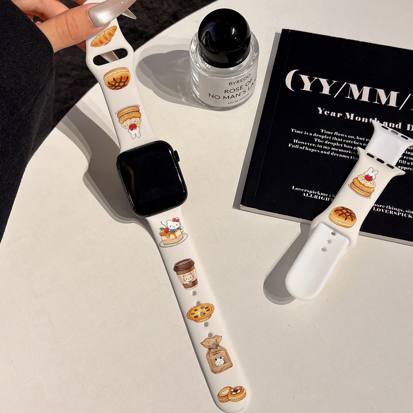 适用iwatchs10硅胶苹果手表applewatch10表带s9烘焙蛋糕kitty猫s8新款s7小众ultra2透气45se女款s6网红闺蜜