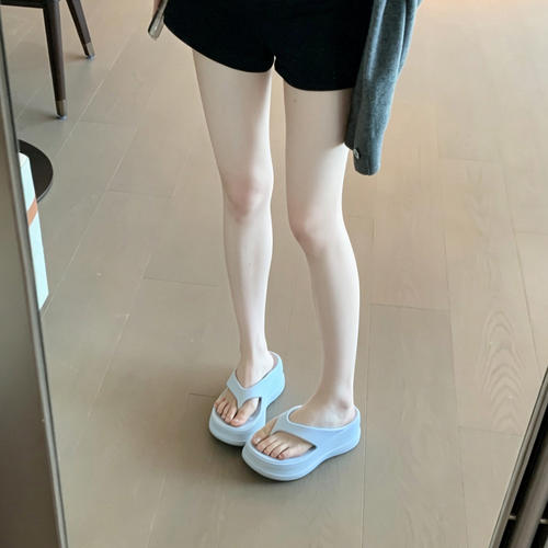 足弓支撑厚底人字拖女夏季外穿坡跟凉鞋增高女款海边拖鞋2026新款