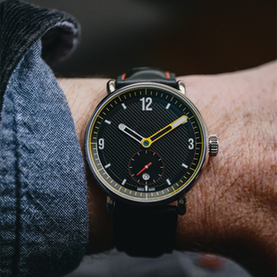 简约大表盘机械手表男2026新款男生高级感男款虫洞概念氚气男生表