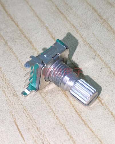 EC11 侧卧电位器 15MM 20MM 柄长 不带开关3脚 360度无限旋转