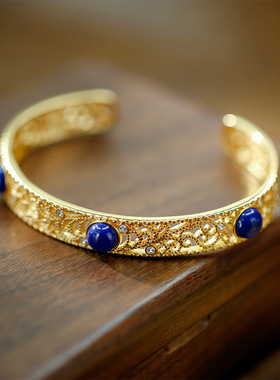 S925银镀18K金镶嵌天然青金石小蛋面镂空回纹高贵复古自然手镯