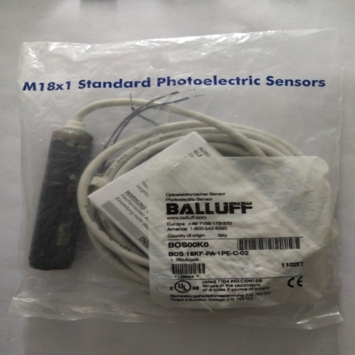 售前询价全新原装巴鲁夫 BOS00K0 BOS 18KF-PA-1PE-C-02 现货