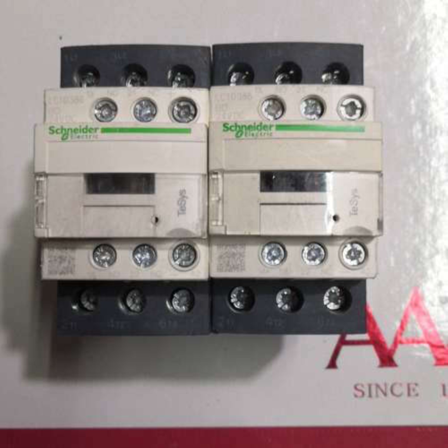 售前询价议价LC1D096BL 三极直流接触器 24VDC 环形