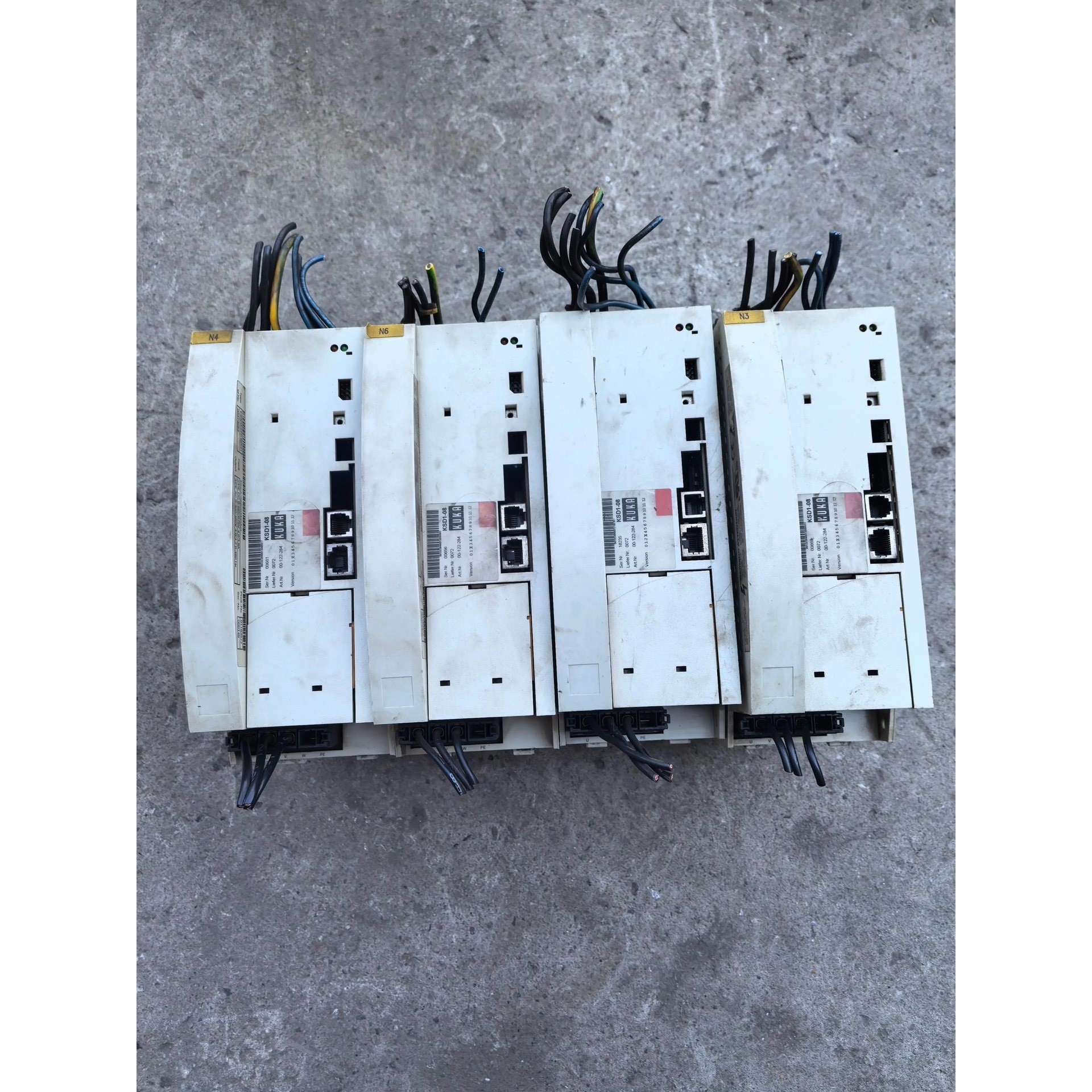 售前询价KUKA库卡伺服驱动器KSD1-08 E93DA222I4B