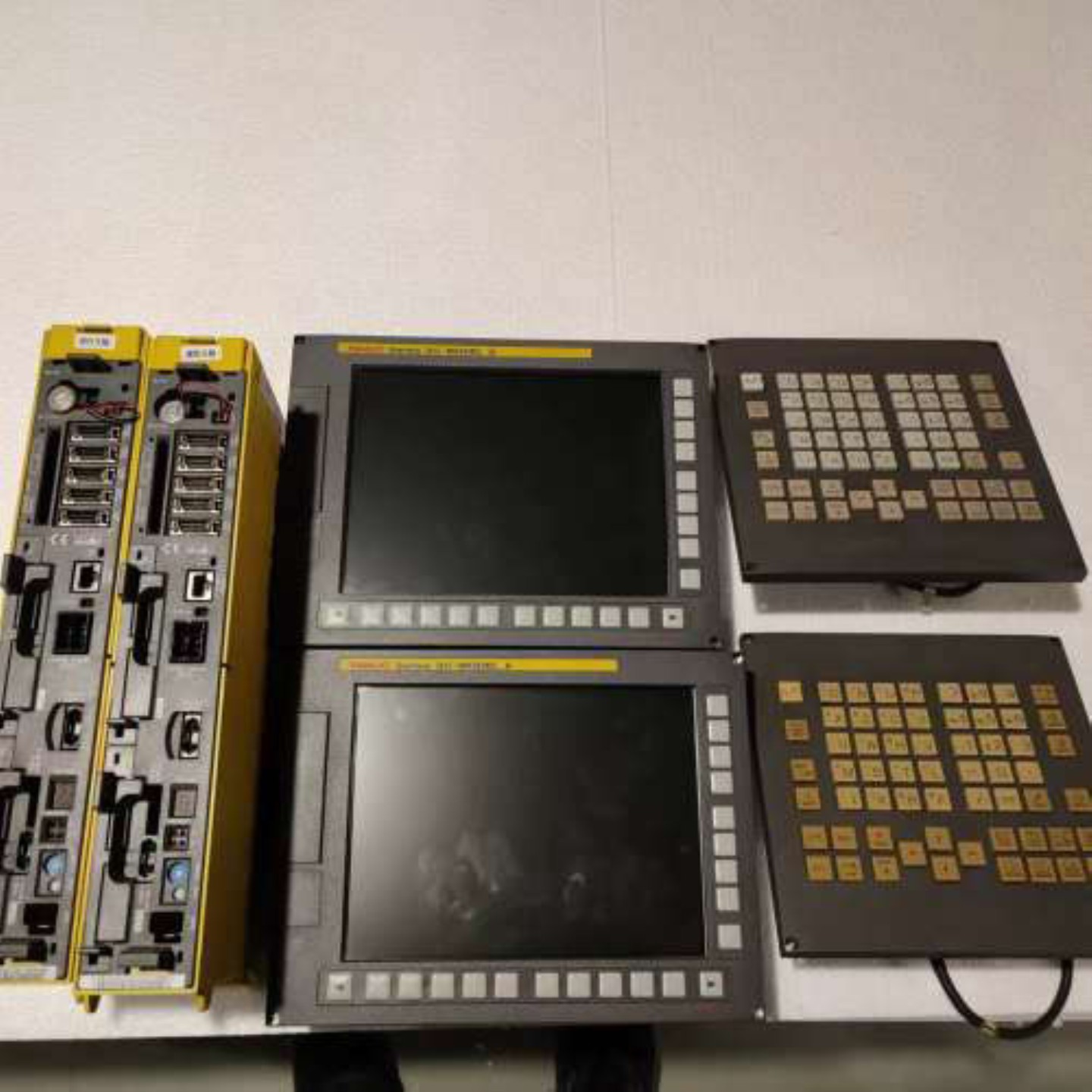 售前询价议价31I-A显示器+按键板 A02B-0303-C084