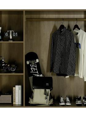 售楼部展厅样板间10岁男孩房衣帽间衣柜衣服摆件软装饰品套装