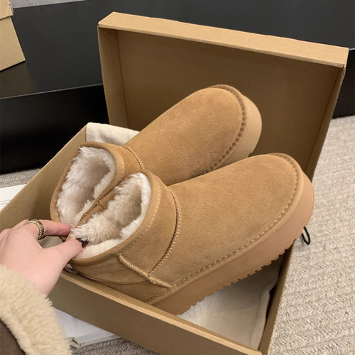 短筒厚底靴女鞋子2026新款冬季加绒加厚面面包棉鞋1223w