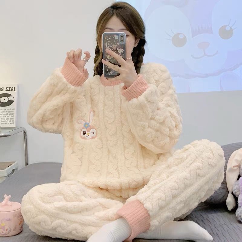 秋冬季珊瑚绒睡衣女加厚加绒长袖学生可爱粉兔法兰绒女家居服套装