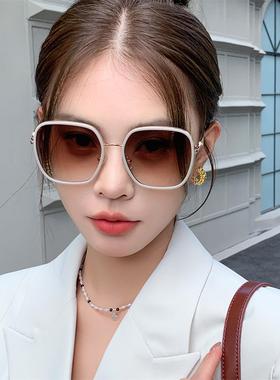 真享墨镜女防紫外线渐变高级感太阳镜百搭遮阳旅行眼镜显脸小