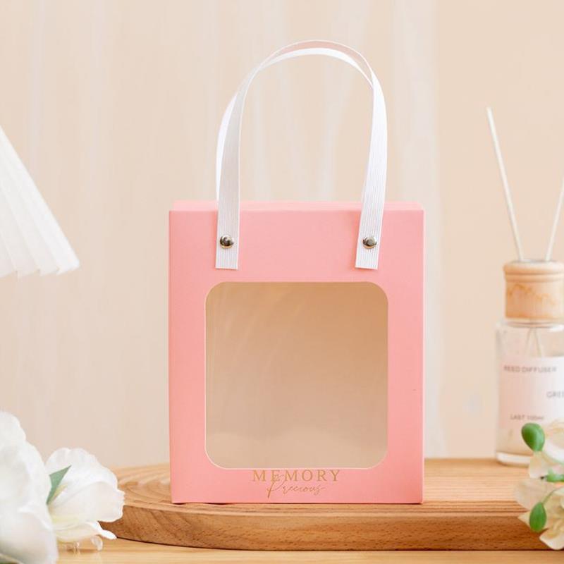 礼品袋高级感送礼创意结婚礼物手提袋打包回礼毕业蝴蝶烘焙