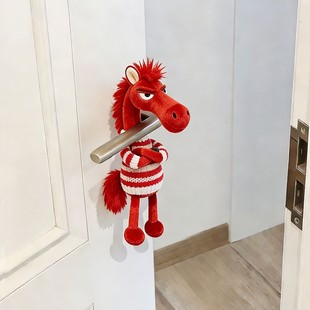 本命年小马门把手挂件新年装饰品入户房门把玩偶摆件防撞乔迁礼物