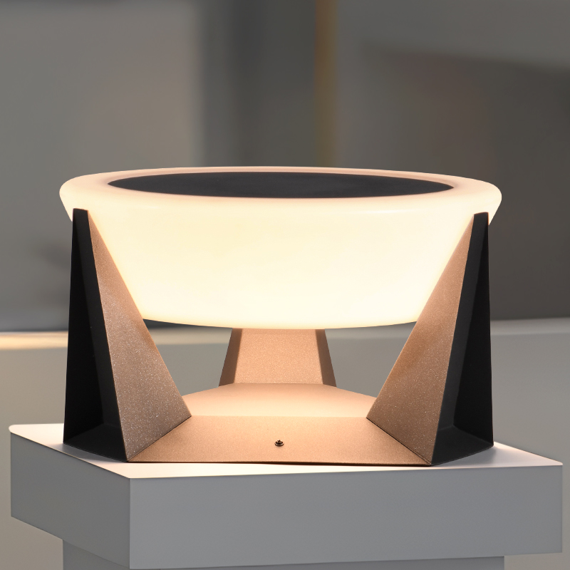 太阳能户外防水柱头灯