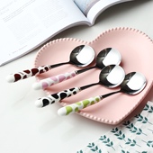 牛奶纹陶瓷柄加厚不锈钢创意可爱勺子家用韩式 圆勺汤勺咖啡甜品勺