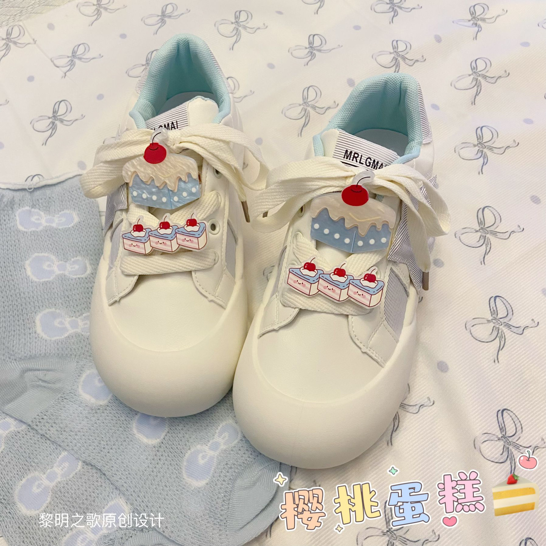 超火韩版厚底小白鞋女款2024新款爆款夏季配裙子百搭休闲轻便板鞋