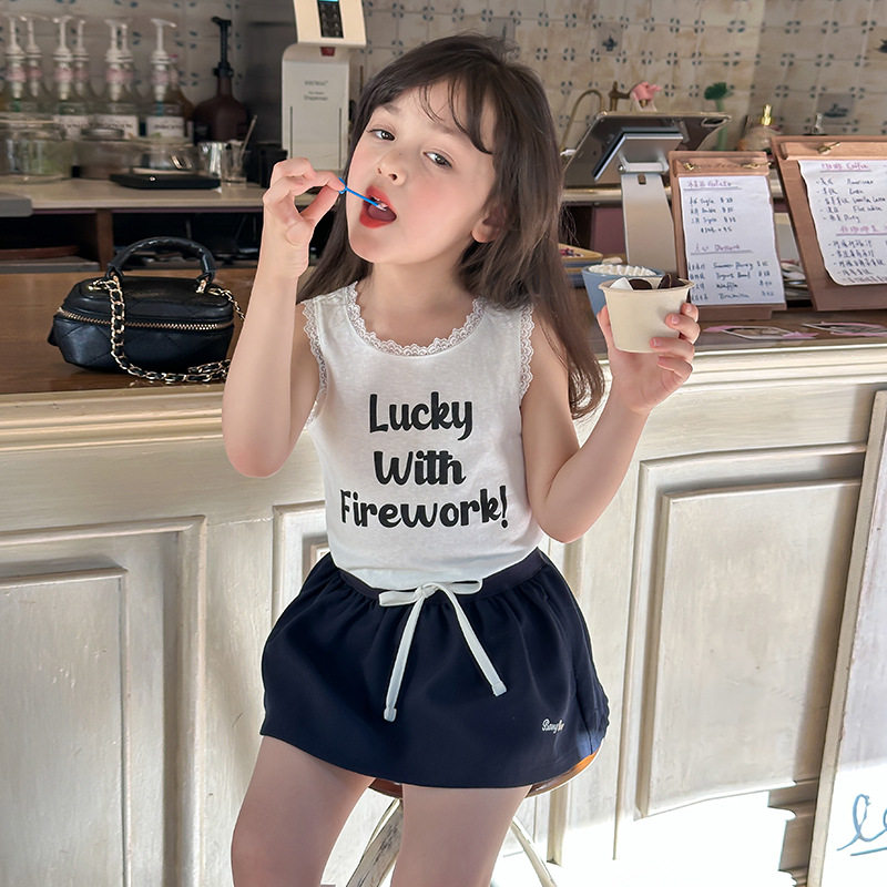 艾摩贝贝女童韩版无袖蕾丝背心